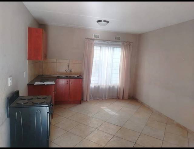 3 BEDROOM APARTMENT FOR SALE IN JABULANI